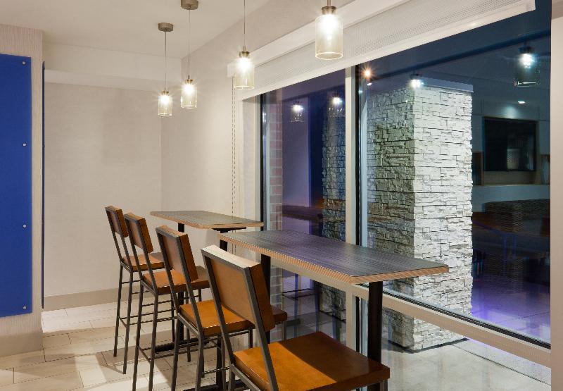 Holiday Inn Express And Suites Des Moines Downtown By Ihg Ngoại thất bức ảnh